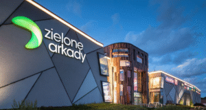 Nowoczesne centrum handlowe Zielone Arkady